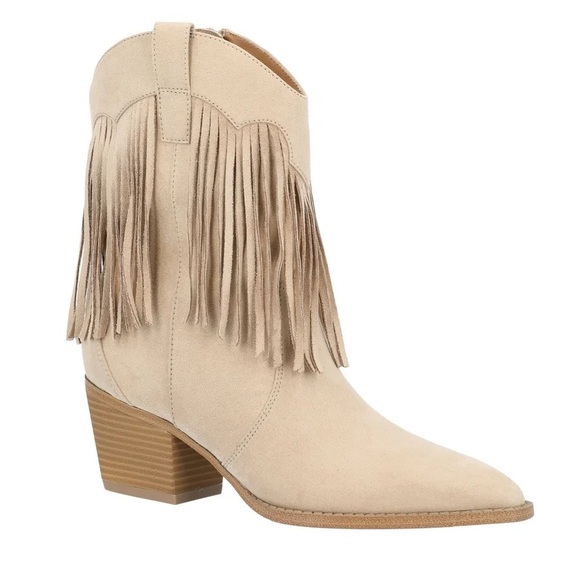 Time and Tru Women's Faux Suede Western Fringe Heeled Booties NWT - Picture 1 of 3
